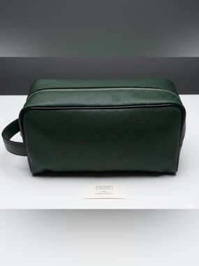 Louis Vuitton Dopp Kit Toiletry Green Black Taiga Palana Authentic Cosmetic NWOT